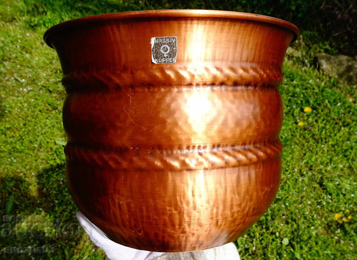 Аукцион Медна ваза,шампаниера,меден съд 5 л.,етикет.