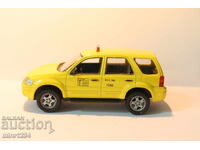 1/43 FORD?? TAXI MAȘINUȚĂ JUCĂRIE MODEL