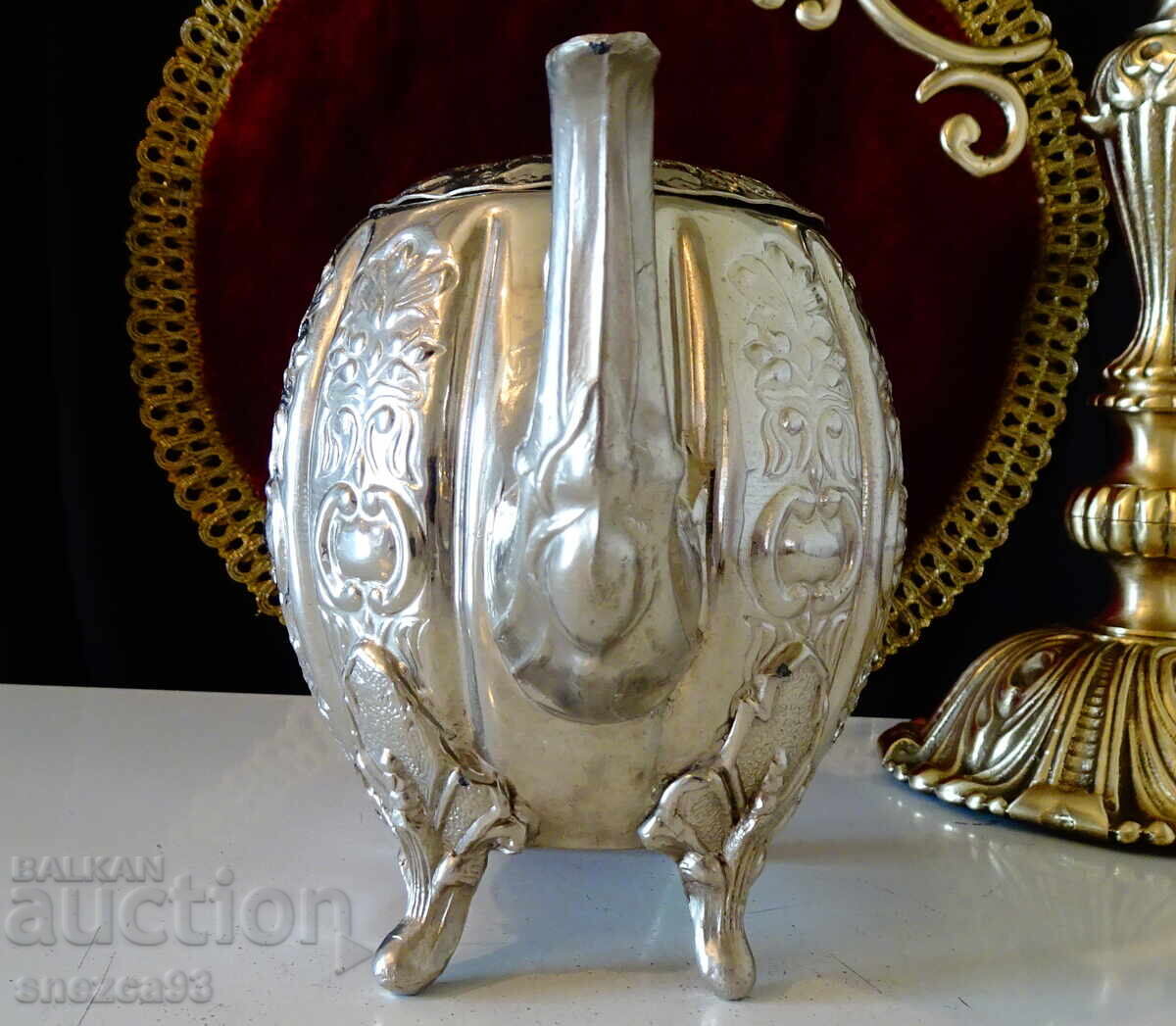 Ceainic din cupru argintat, carafă, ornamente forjate Sheffield, ștanțat cu preț € 24.99 | 48.88 BGN