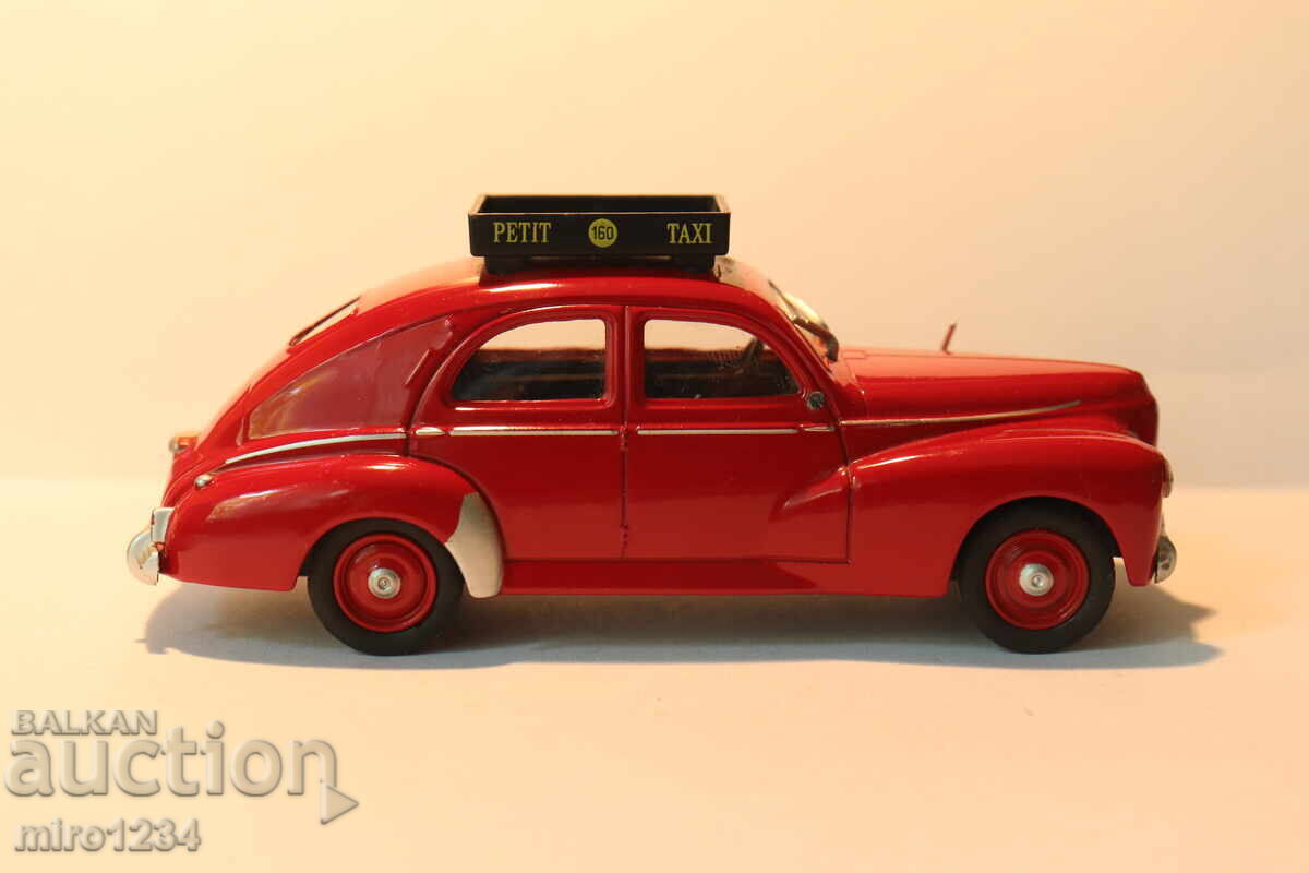 1/43 PEUGEOT TAXI MAȘINUȚĂ JUCĂRIE MODEL
