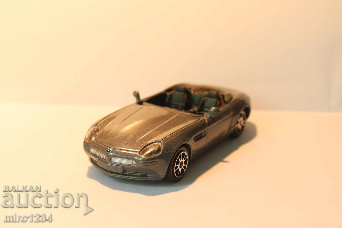 Licitație MAȘINUȚĂ JUCĂRIE MODEL BMW Z8 1/43 JOY CITY