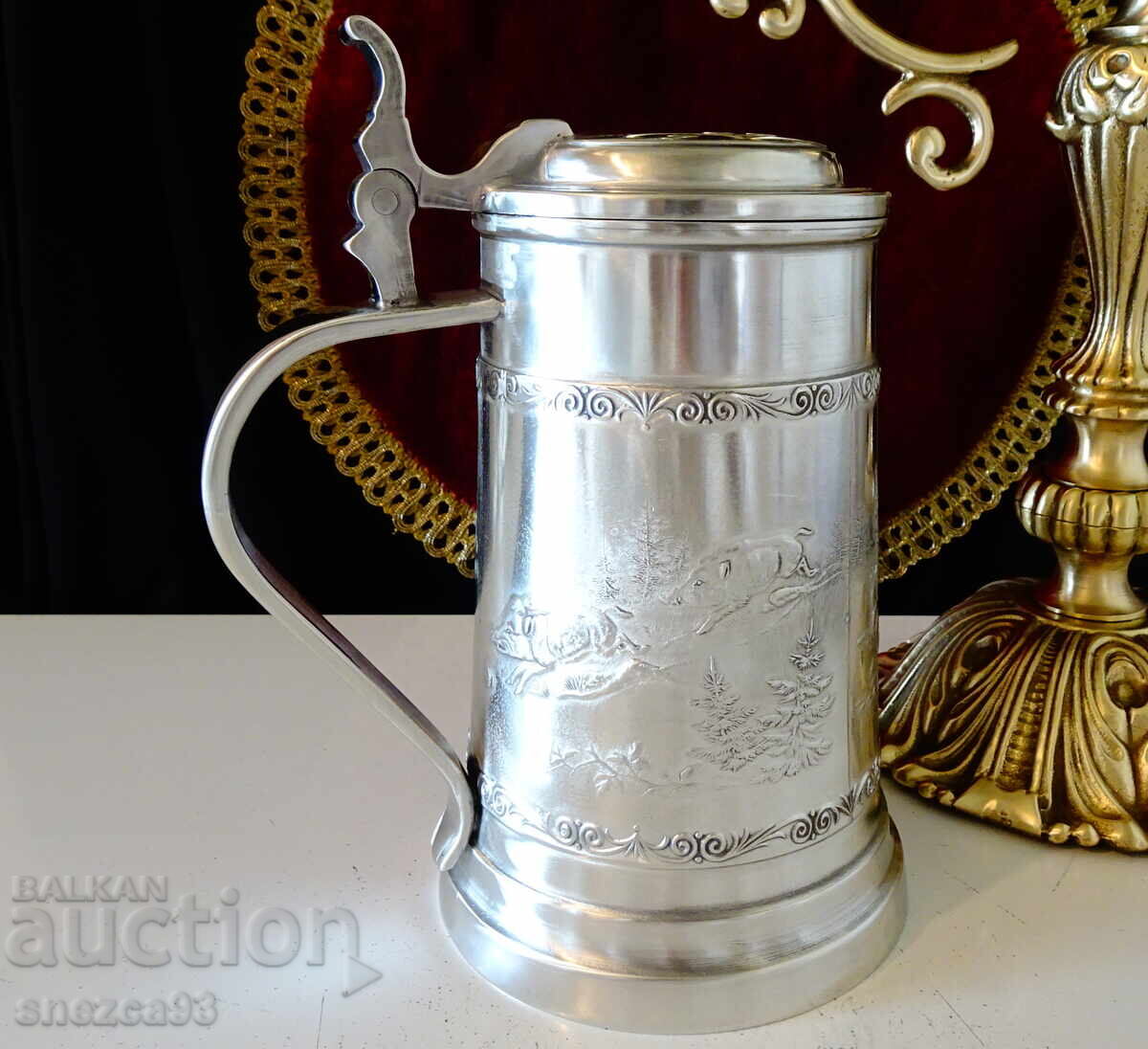 Cană de cositor 1 kg, vânătoare de mistreți cu câini