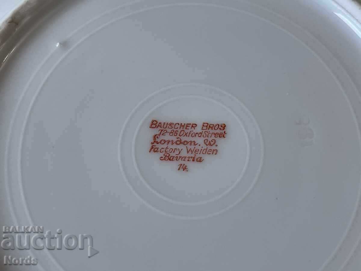 Delivery of Porcelain plate with markings