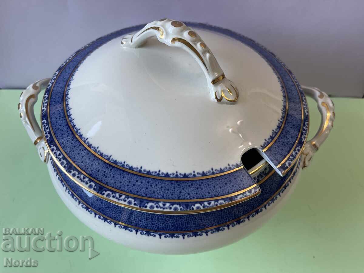 Elegant vintage English soup tureen with price € 0.01 | 0.02 BGN