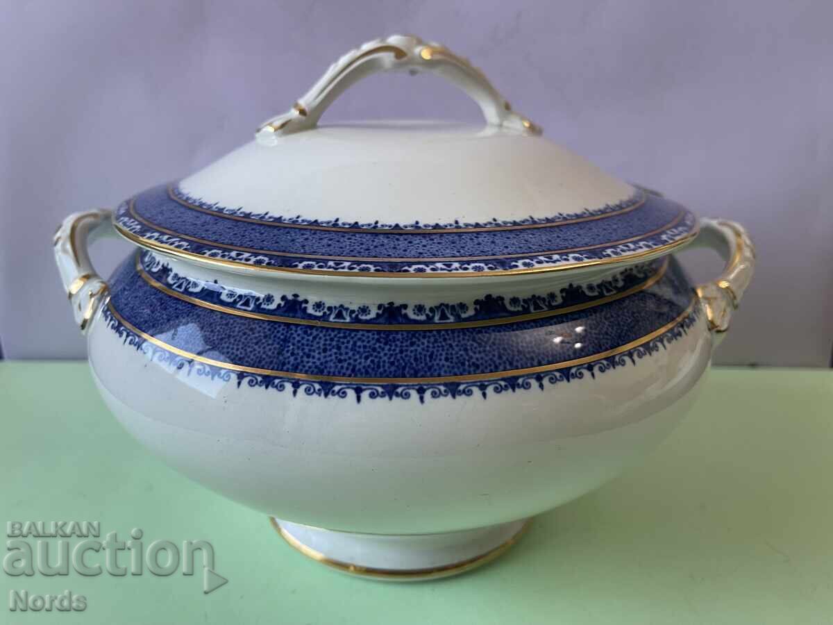 Elegant vintage English soup tureen