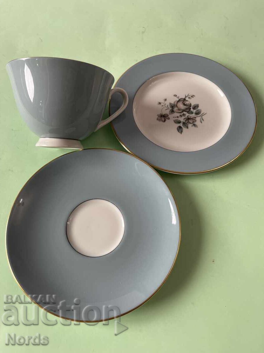 Delivery of Royal Doulton three-piece tea set
