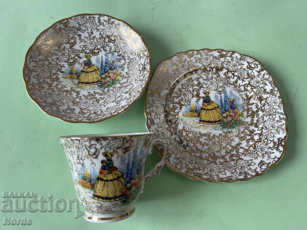 Delivery of Beautiful English triple tea set