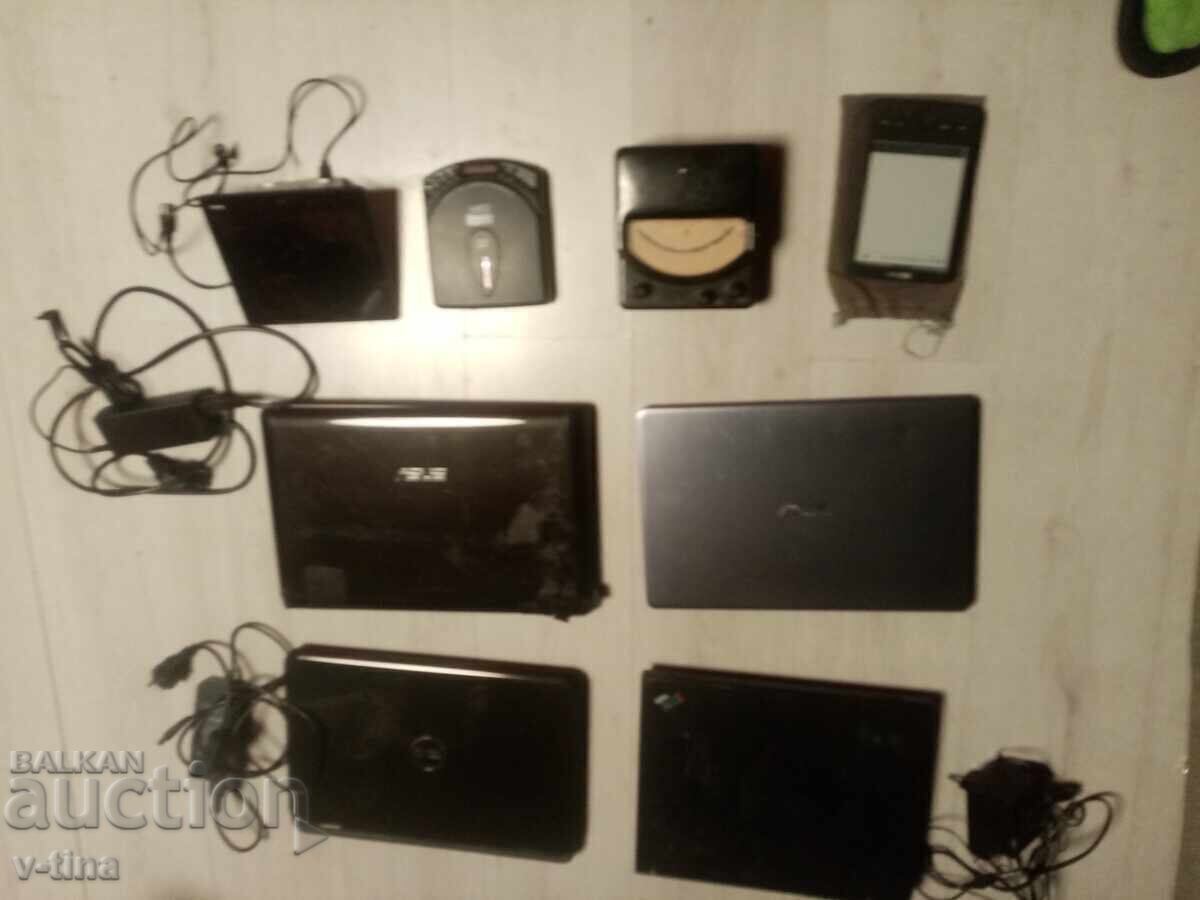 Τέσσερα λάπτοπ + ψηφιακή κορνίζα CD disc + Ηλεκτρονικό βιβλίο + συσκευή μέτρησης