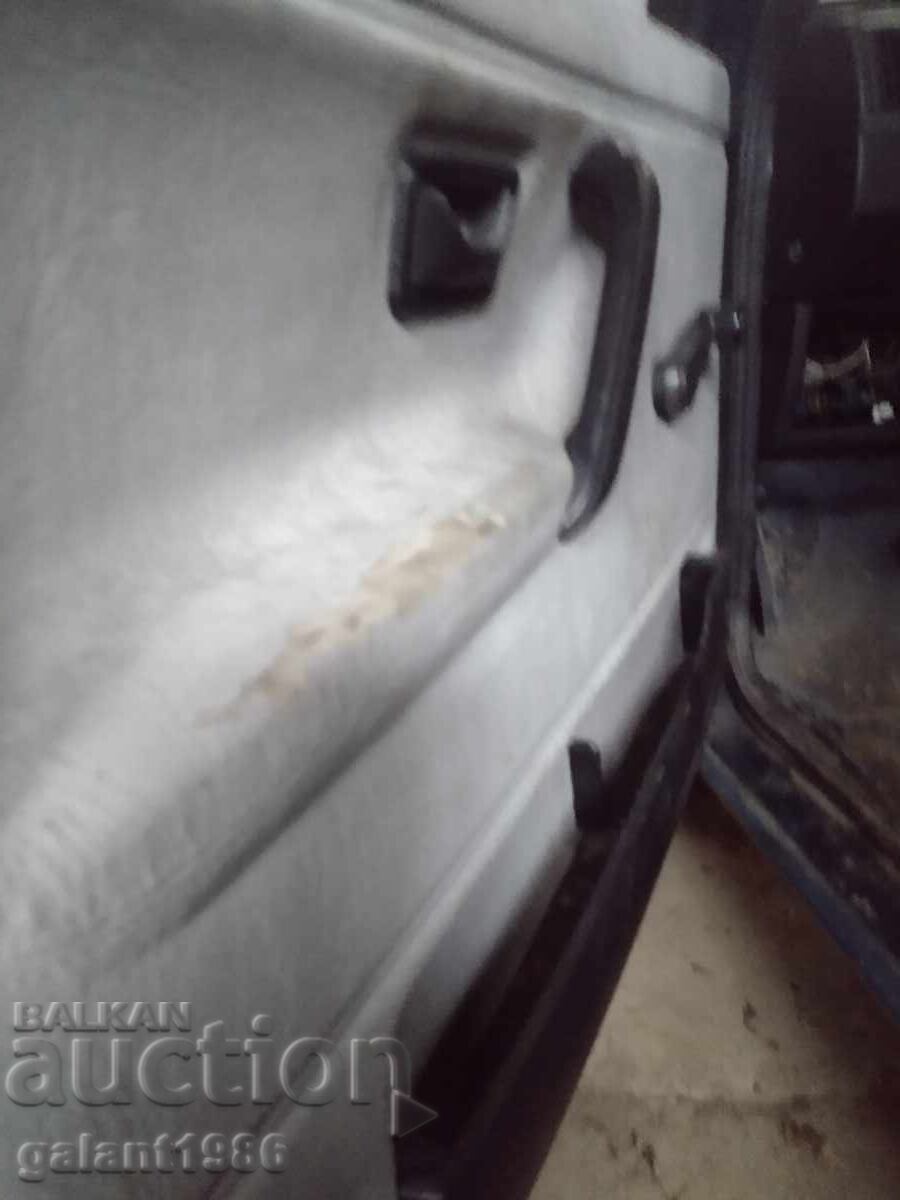 Аукцион Джета на части- врати