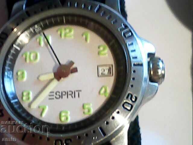 Delivery of Lot of sports watches, working, no battery
