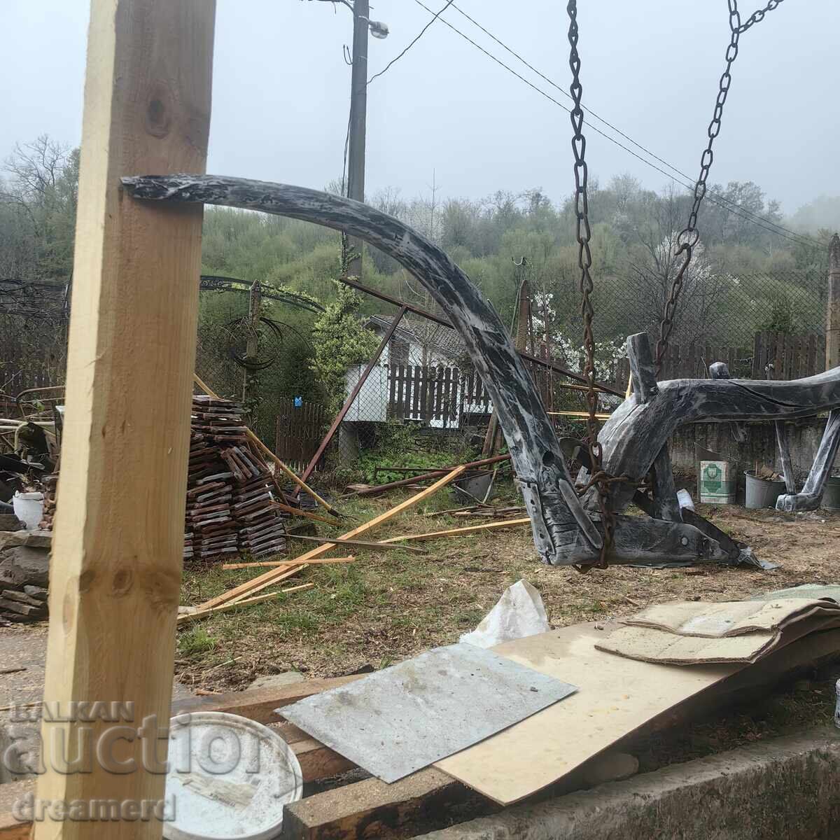 Auction  Old plow perfect condition