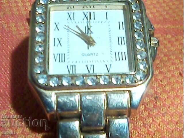 Παράδοση 2 τμχ 4 ρολόγια εργασίας