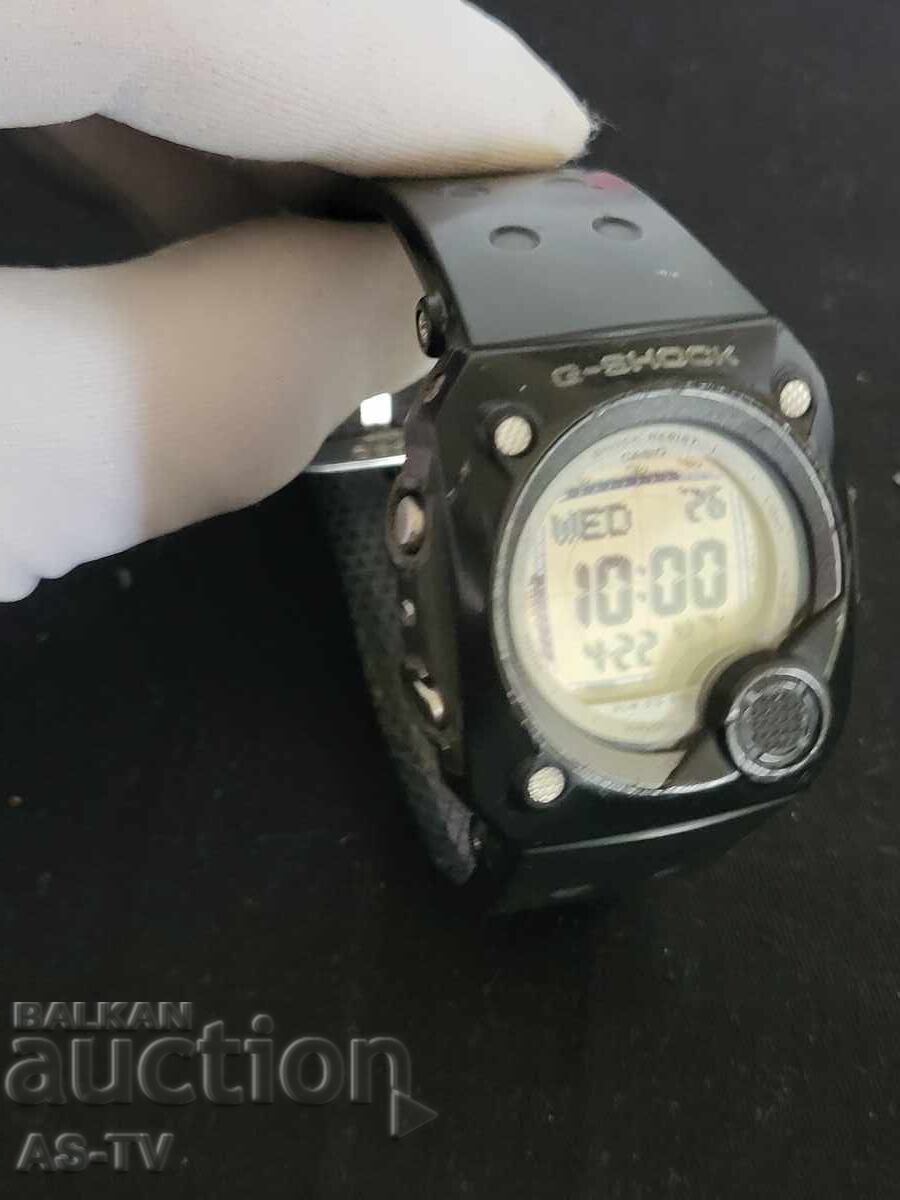 Ceas Casio G-Shock G-8000 cu preț € 60.00 | 117.35 BGN