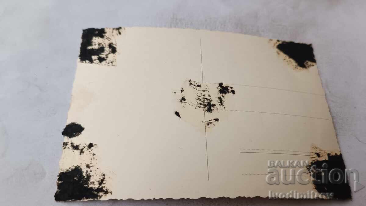 Снимка Военен лагер на новостоящ се път с цена € 1.86 | 3.64 лв.