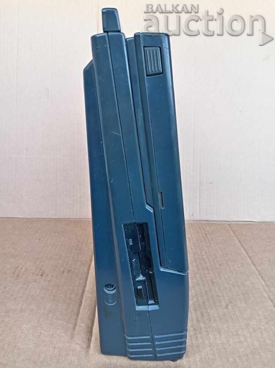 Licitație JAPAN laptop vechi calculator portabil anii 70