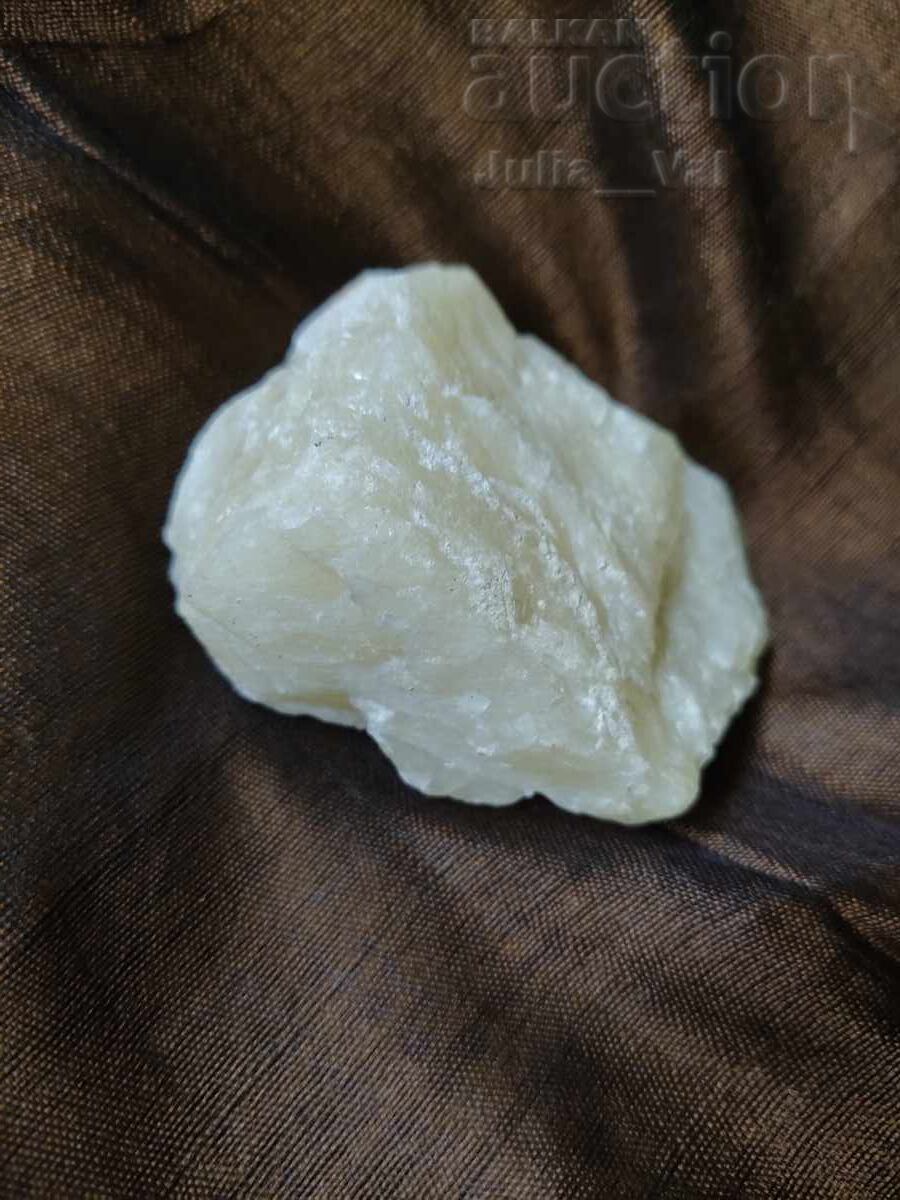 Licitație Cuarț lăptos 102 grame licitație de la 0.01 cenți