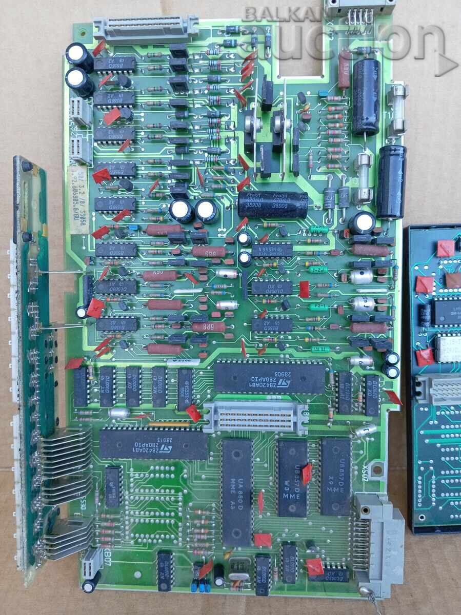 Placă electronică veche comutator industrial RFT RDG anii '70 '80 CPU cu preț € 51.00 | 99.75 BGN