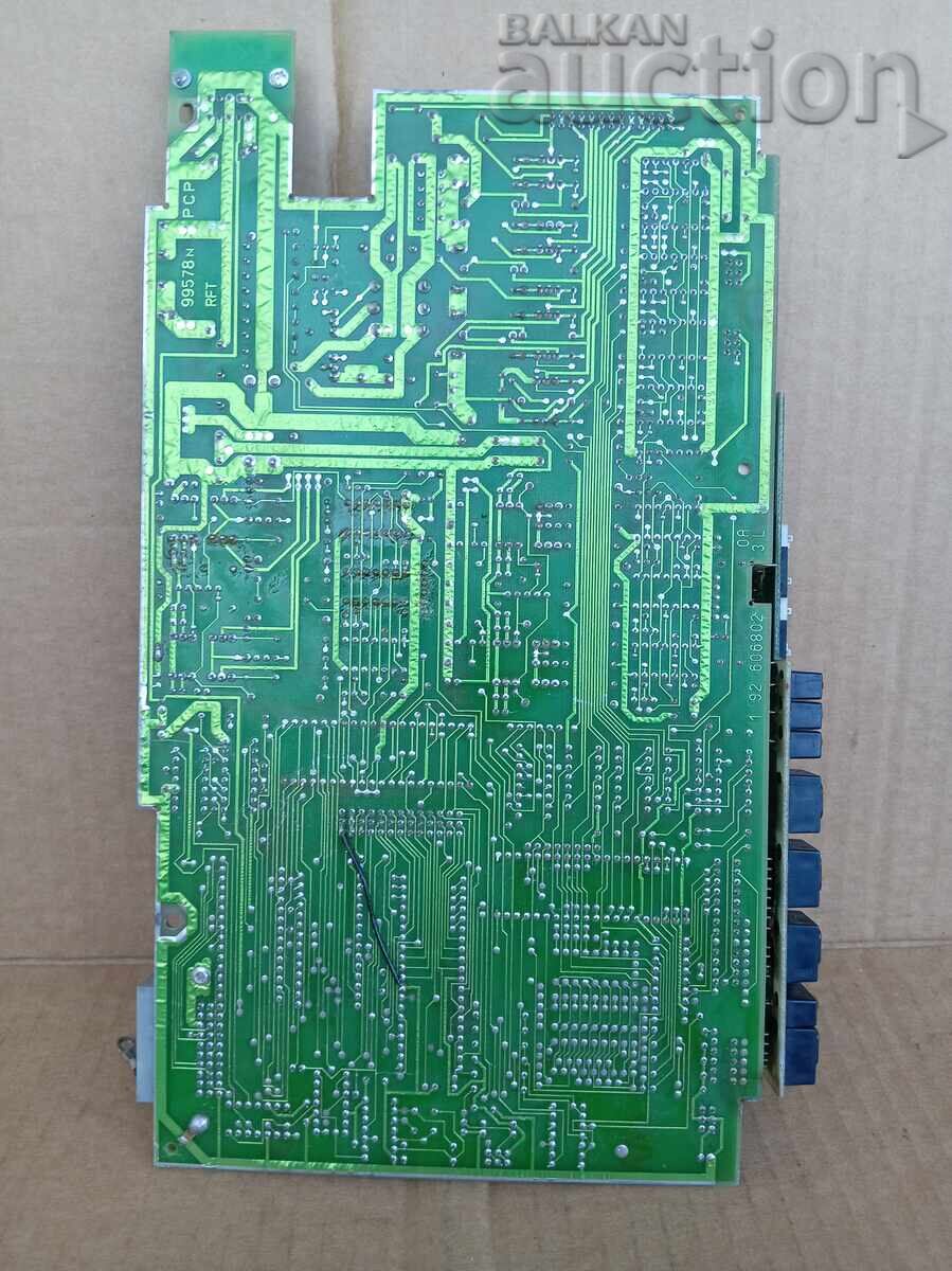 Livrarea Placă electronică veche comutator industrial RFT RDG anii '70 '80 CPU
