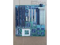 INTEL старинна платка дъно на компютър 90те