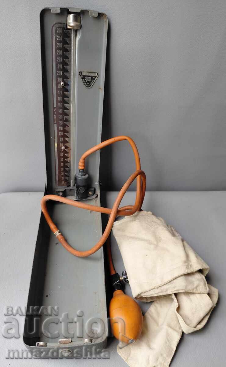 Tensiometru cu mercur vechi de 100 de ani