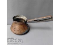 Ibric vechi de cupru