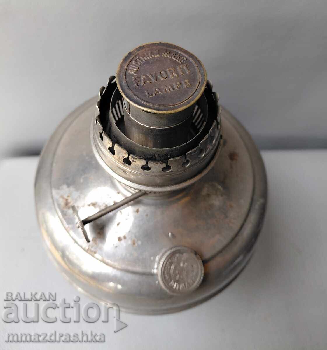 Lampă cu gaz de 100 de ani, Austria cu preț € 0.11 | 0.22 BGN