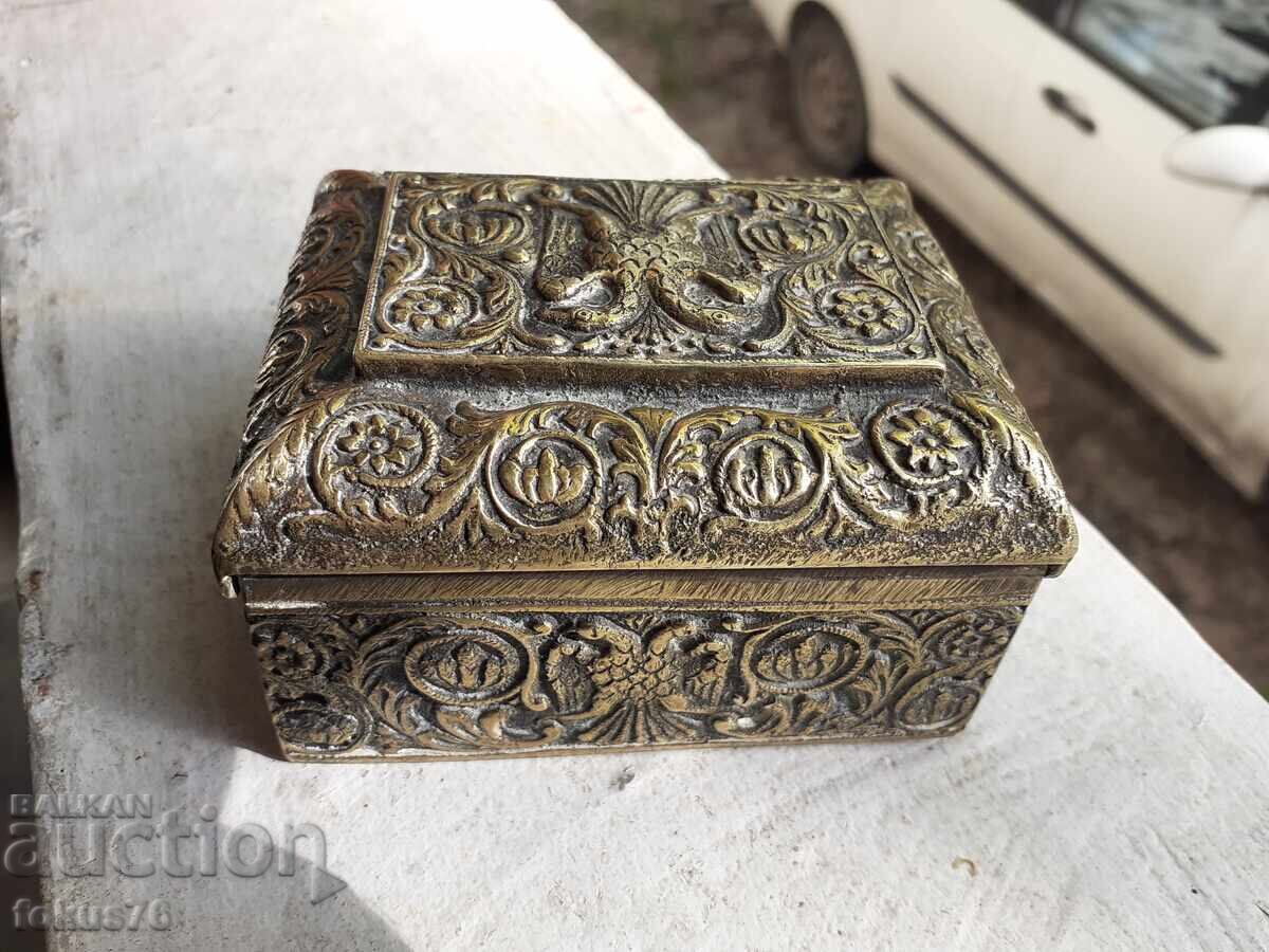 Livrarea Cutie antică veche unică - bronz masiv