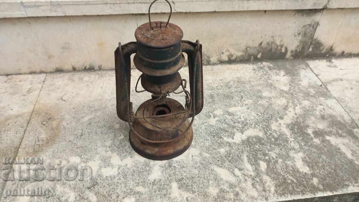 FELNAR VECHI cu preț € 3.00 | 5.87 BGN