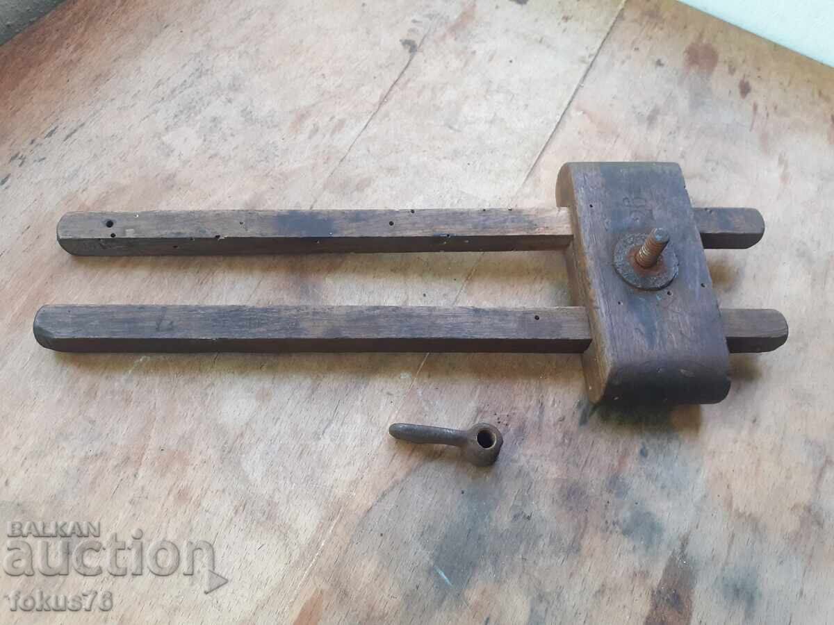 Unealtă veche de tâmplărie pentru măsurat, instrument antic primitiv - 5