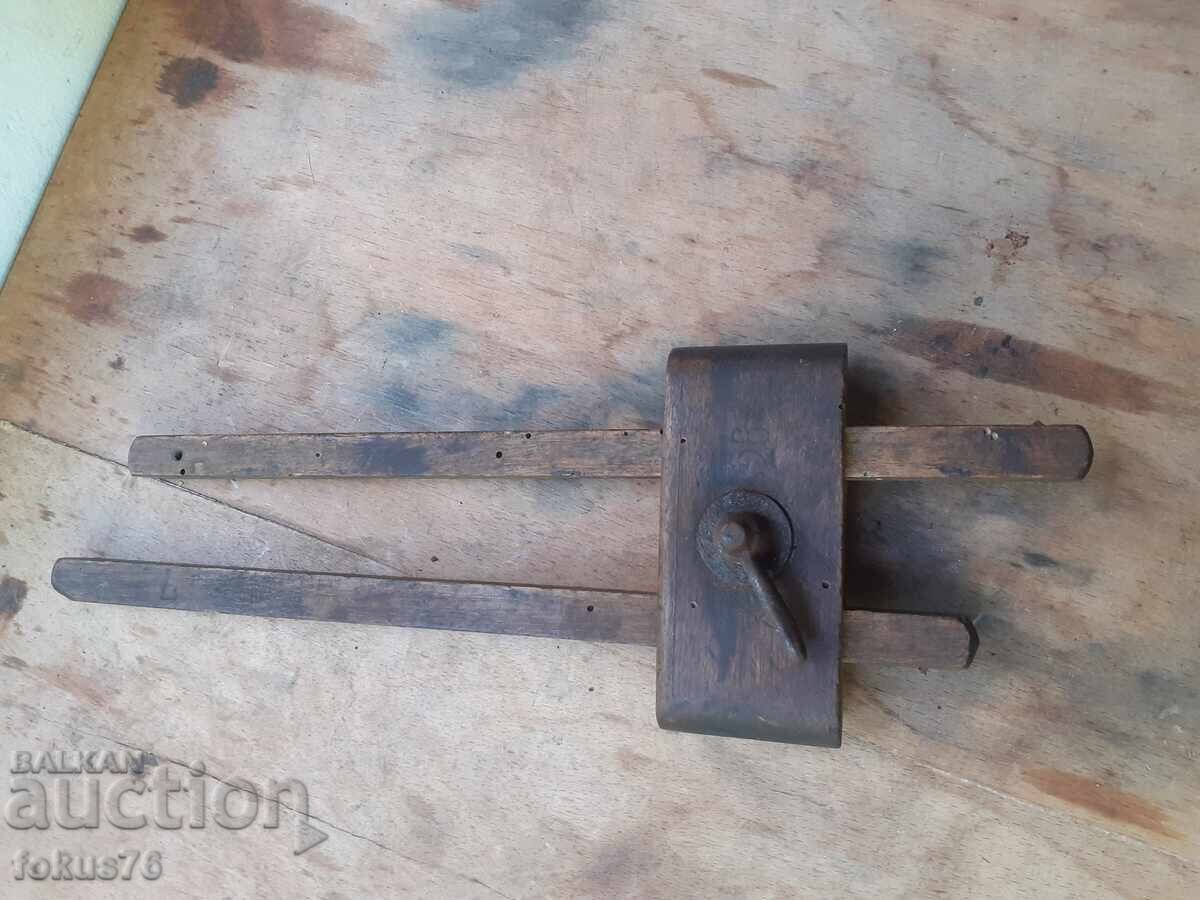 Unealtă veche de tâmplărie pentru măsurat, instrument antic primitiv - 6