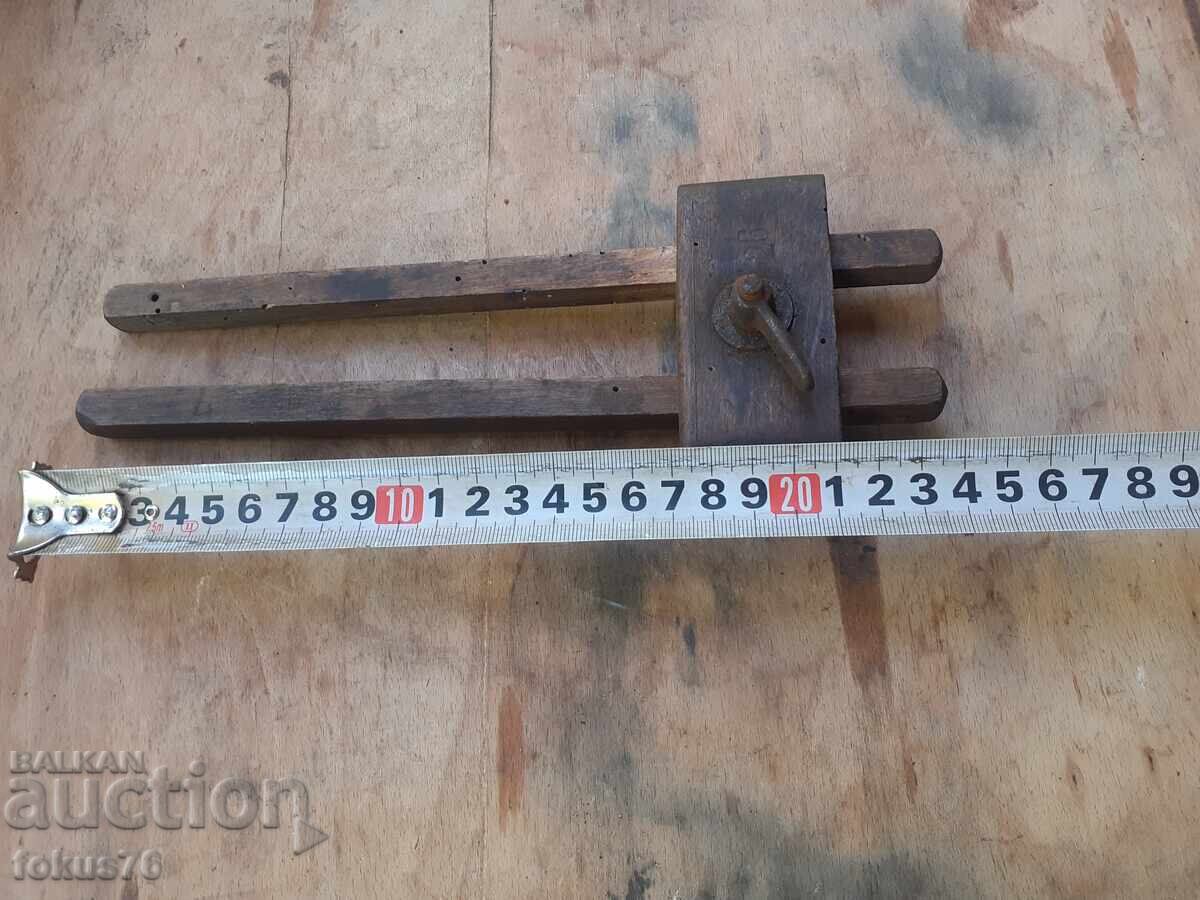 Unealtă veche de tâmplărie pentru măsurat, instrument antic primitiv - 7