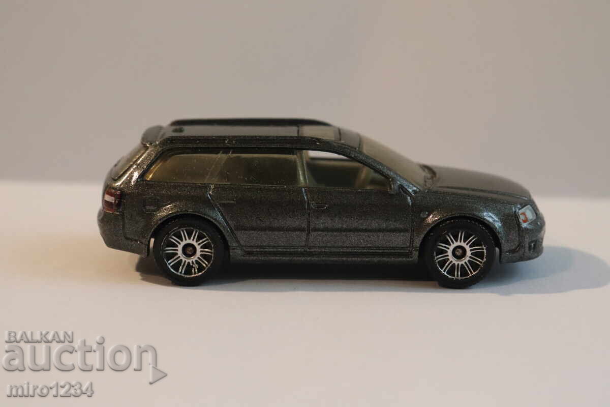 Licitație MAȘINUȚĂ JUCĂRIE MODEL MATCHBOX AUDI RS6