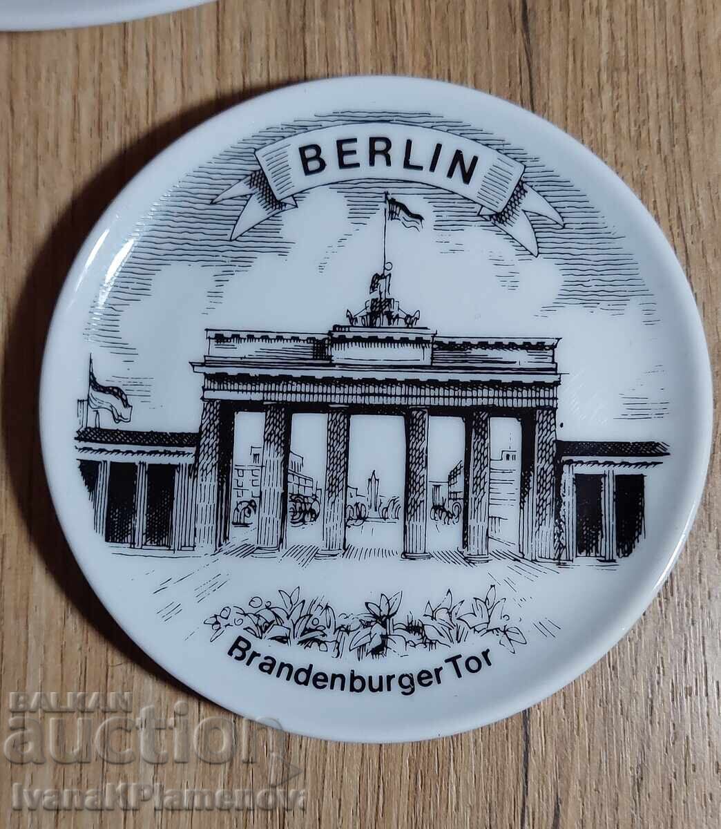 Licitație Porțelan Pana Germania pentru cunoscători, trei bucăți