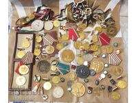Lot mare, medalii, plachete, insigne, semne etc. ! De la 0,01 !