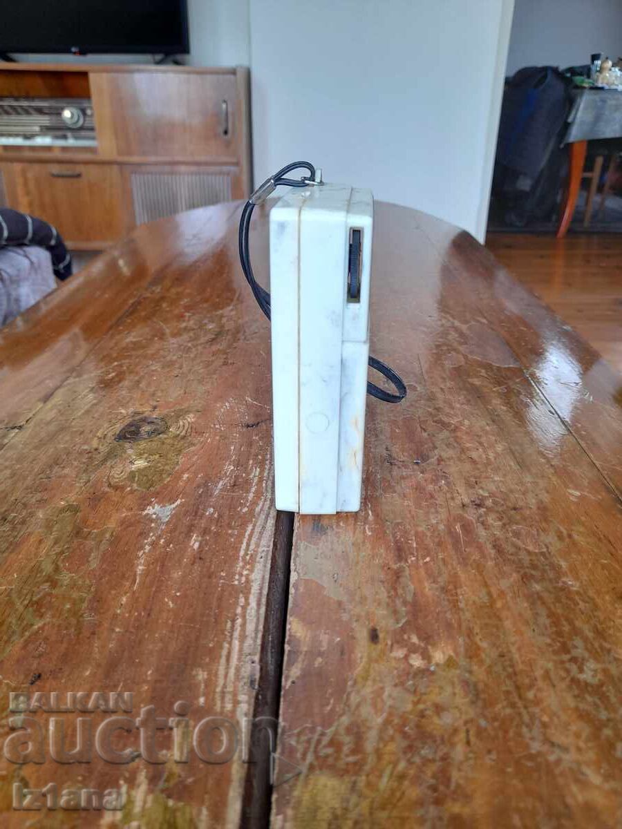 Livrarea Radio vechi, receptor radio New National