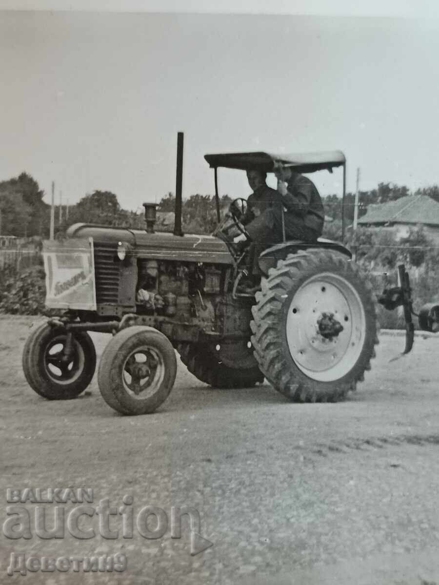 Licitație Tractorism rural