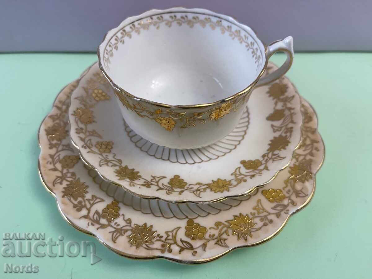 Винтидж порцеланов сет за чай с цена € 0.01 | 0.02 лв.