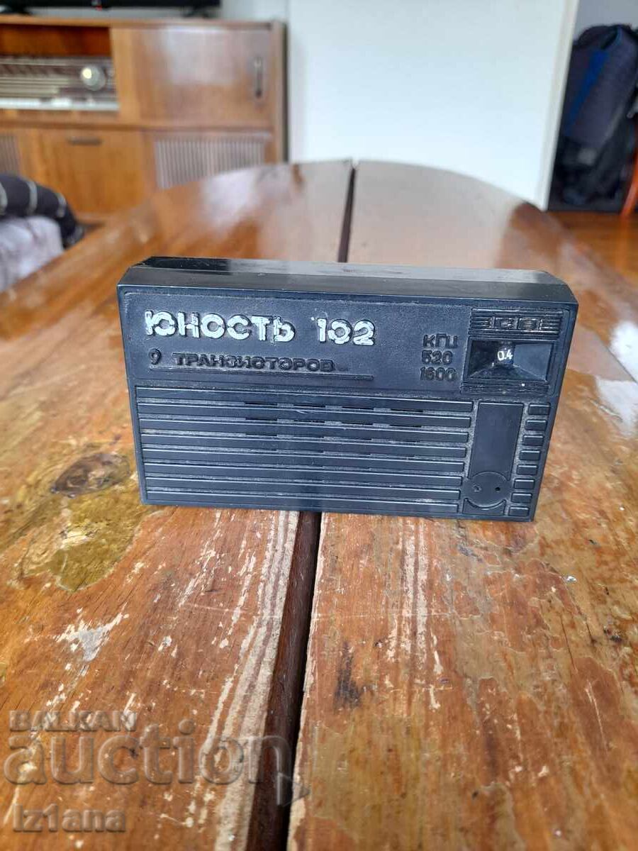 Radio vechi, receptor radio Iunost 102
