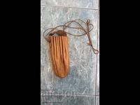 Portofel vechi din piele