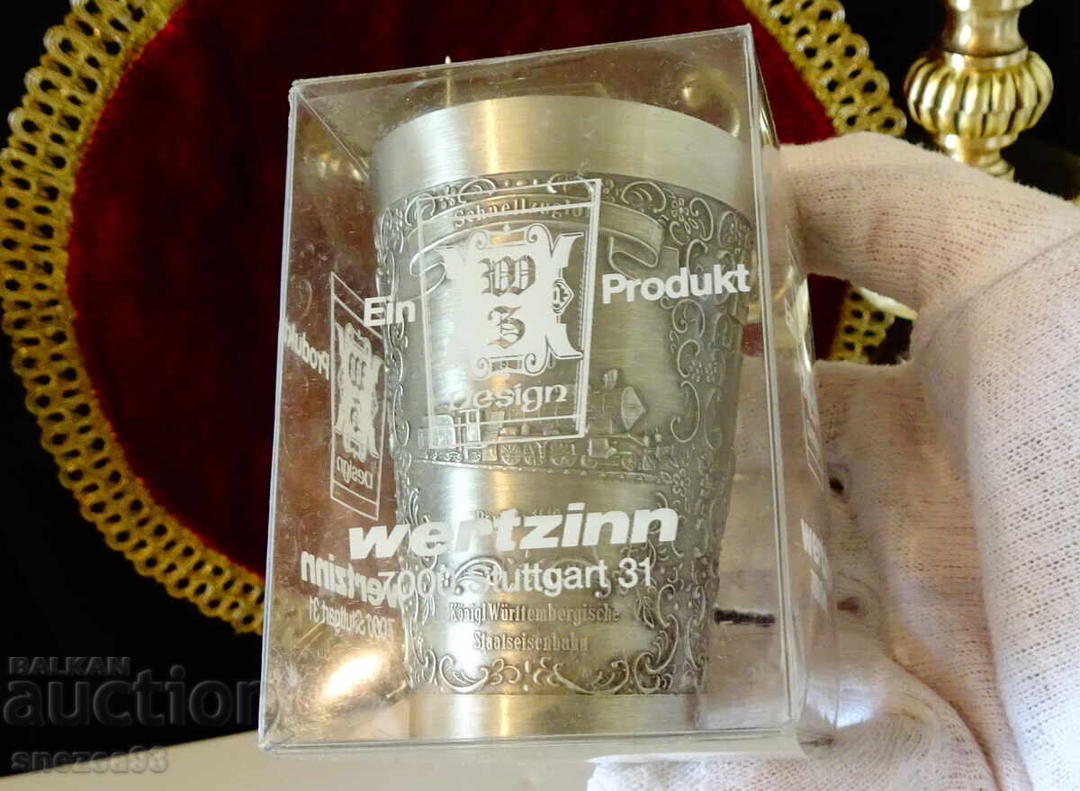 Tin cup with train, locomotive, box - 7