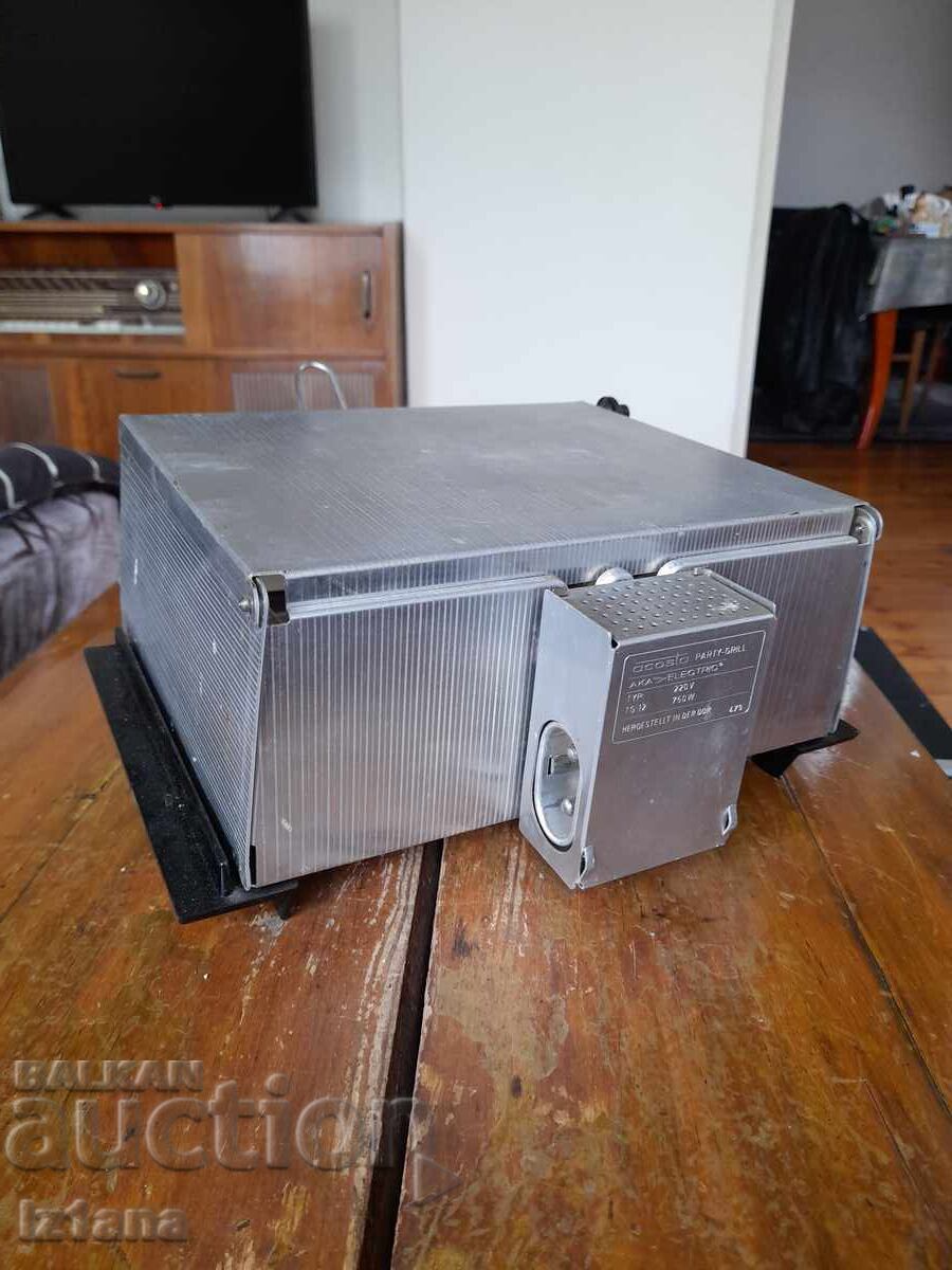 Livrarea Grătar vechi pentru sandvișuri, Party Grill Acosta AKA