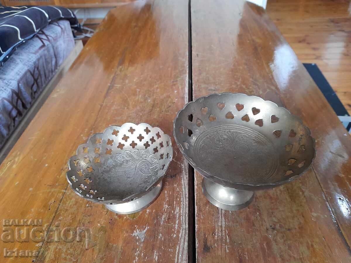 Boluri vechi din bronz cu preț € 55.00 | 107.57 BGN