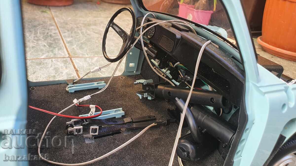 Model mare de Trabant cu preț € 90.00 | 176.03 BGN