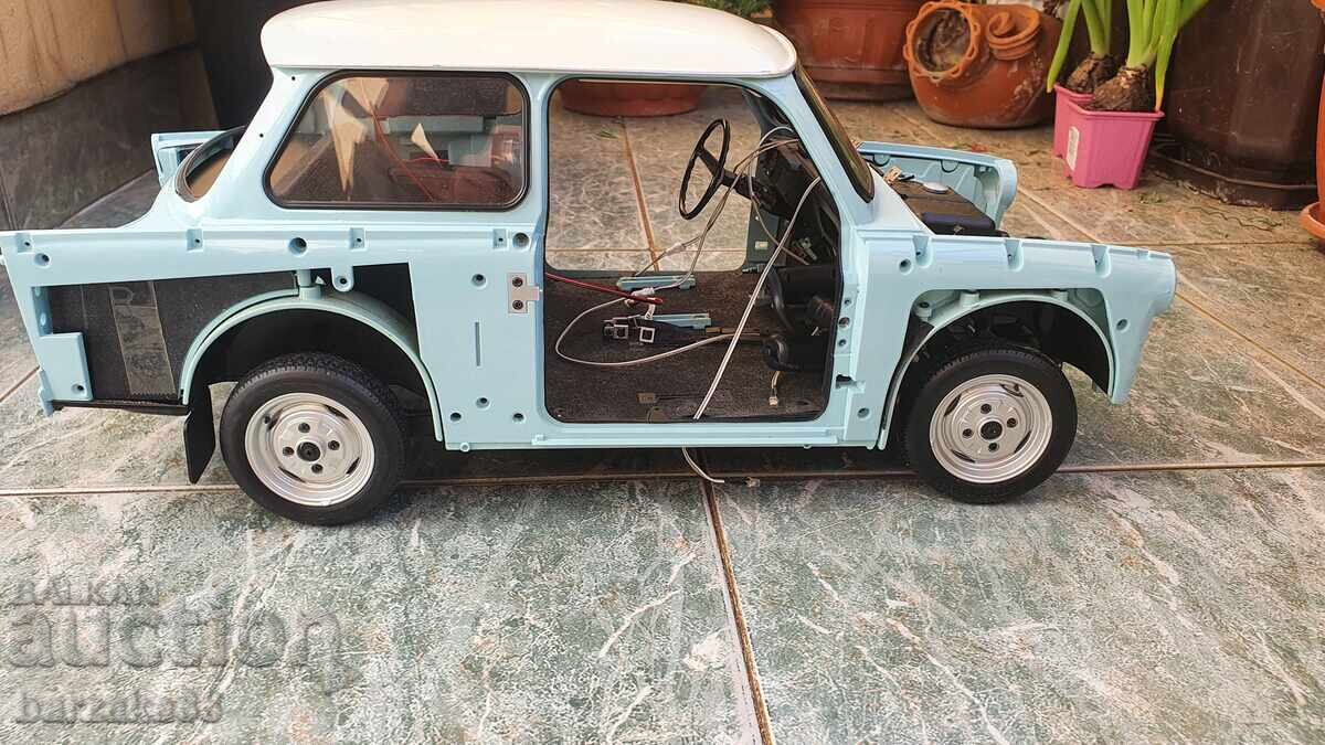 Model mare de Trabant - 7