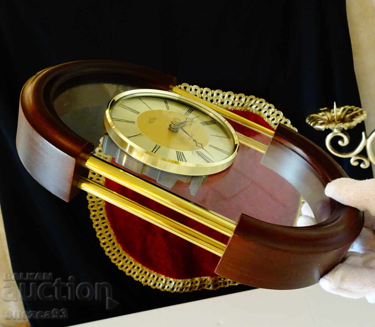 Γερμανικό επιτοίχιο ρολόι Royal, επιχρυσωμένο με τιμή € 39.99 | 78.21 BGN