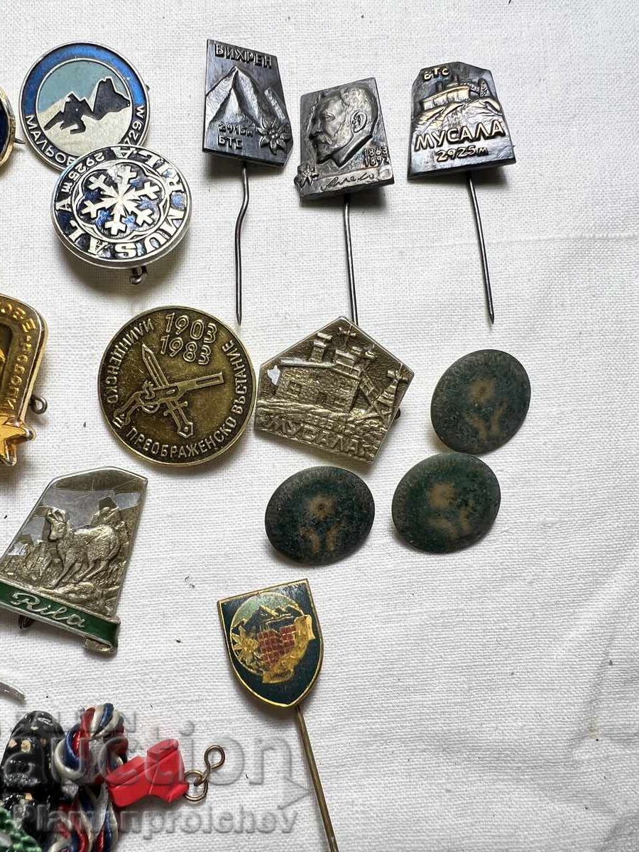 COLECȚIE UNICĂ DE 30 DE INSIGNE TURISTICE RARE - 5