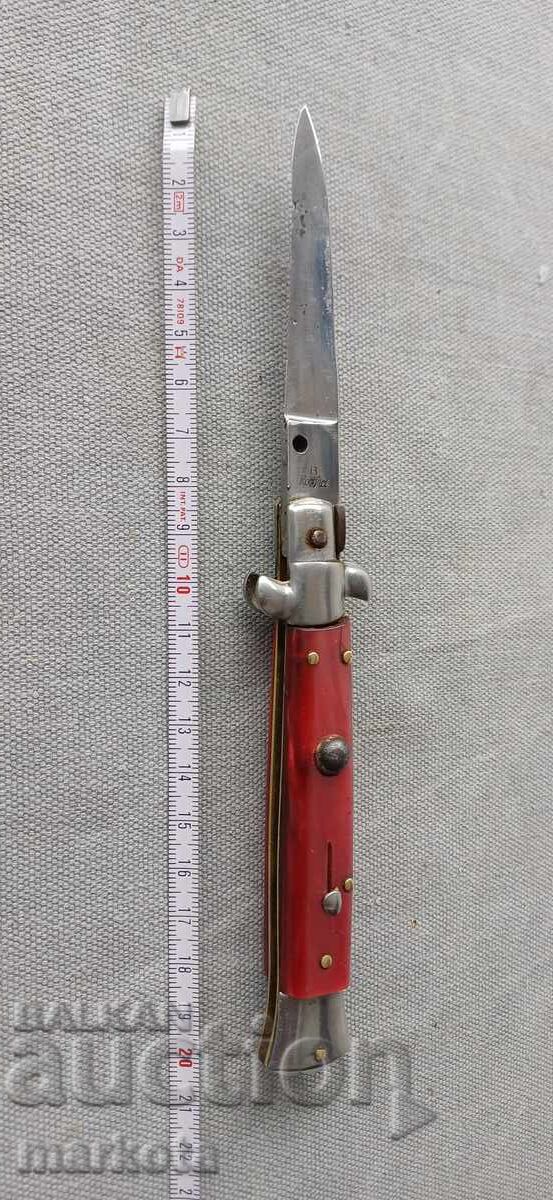 Cuțit automat italian cu preț € 25.00 | 48.90 BGN