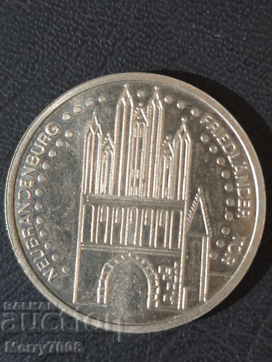 Vând monedă din Neubrandenburg, Germania !!!