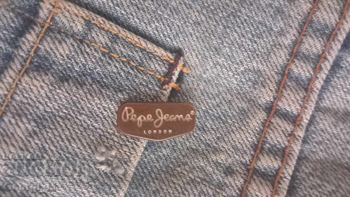 Livrarea Pantaloni scurți din denim PEPE JEANS, mărimea 40 (XL)