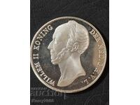 Vând monedă de colecție din argint de 1 gulden !!!